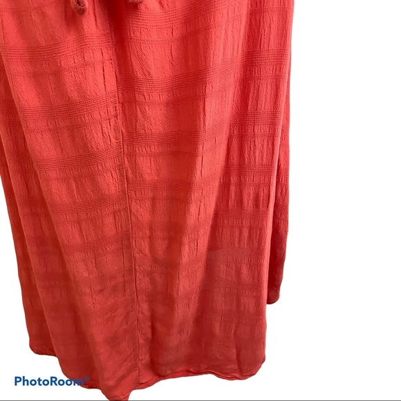 Torrid spaghetti strap tie bow texture top size 0 torrid 12 plus orange. - Picture 3 of 8